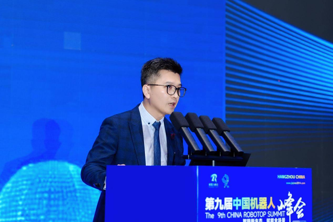 华睿智普发布3纳米物理AI“智能超脑”，大小脑同芯瞄准具身智能产业化